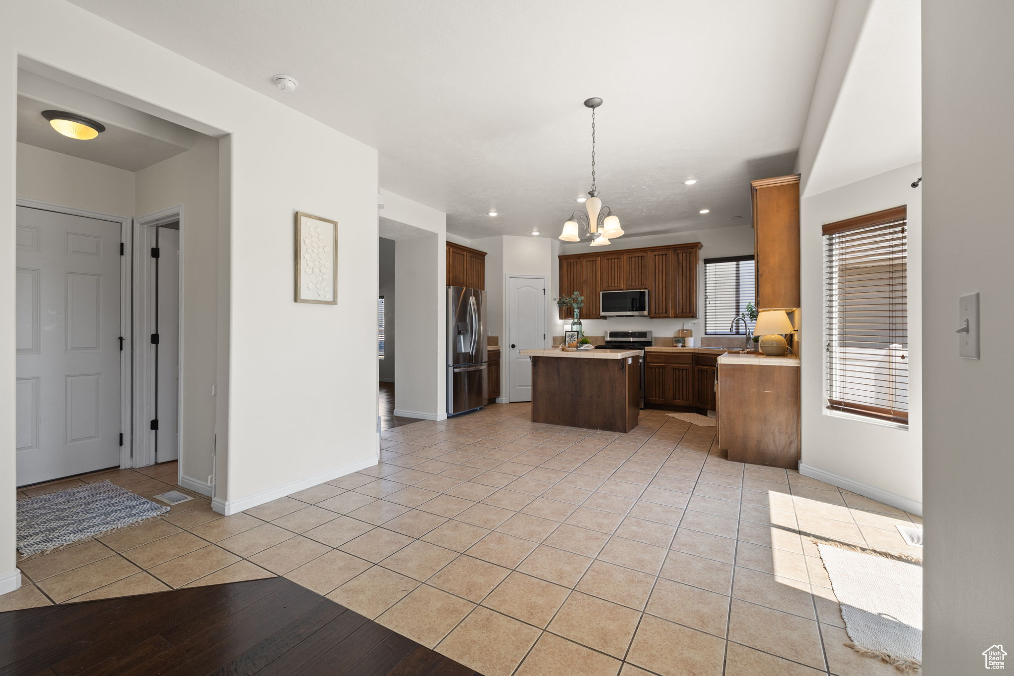 West Jordan, Utah, 84084, United States, 4 Bedrooms Bedrooms, ,3 BathroomsBathrooms,Residential,For Sale,1867498