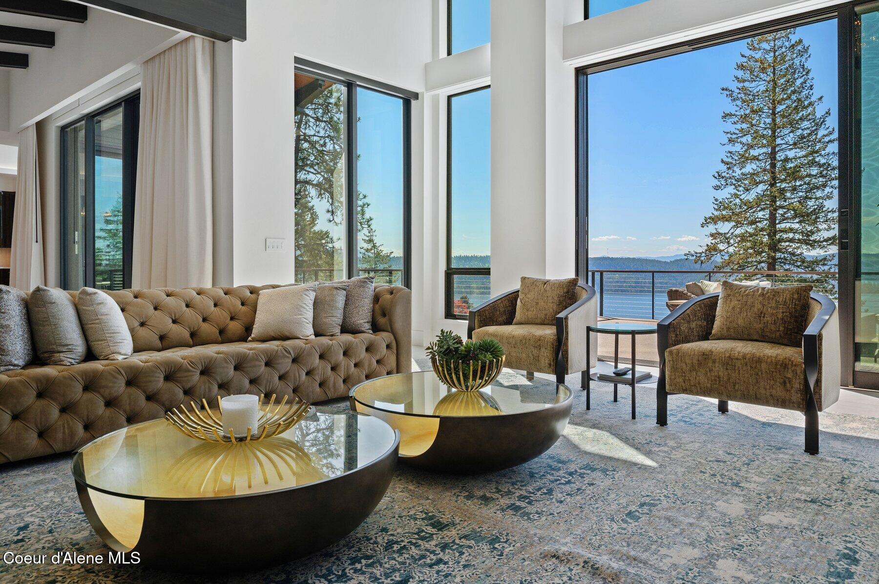 Coeur D'alene, Idaho, 83814, United States, 3 Bedrooms Bedrooms, ,2 BathroomsBathrooms,Residential,For Sale,1926176