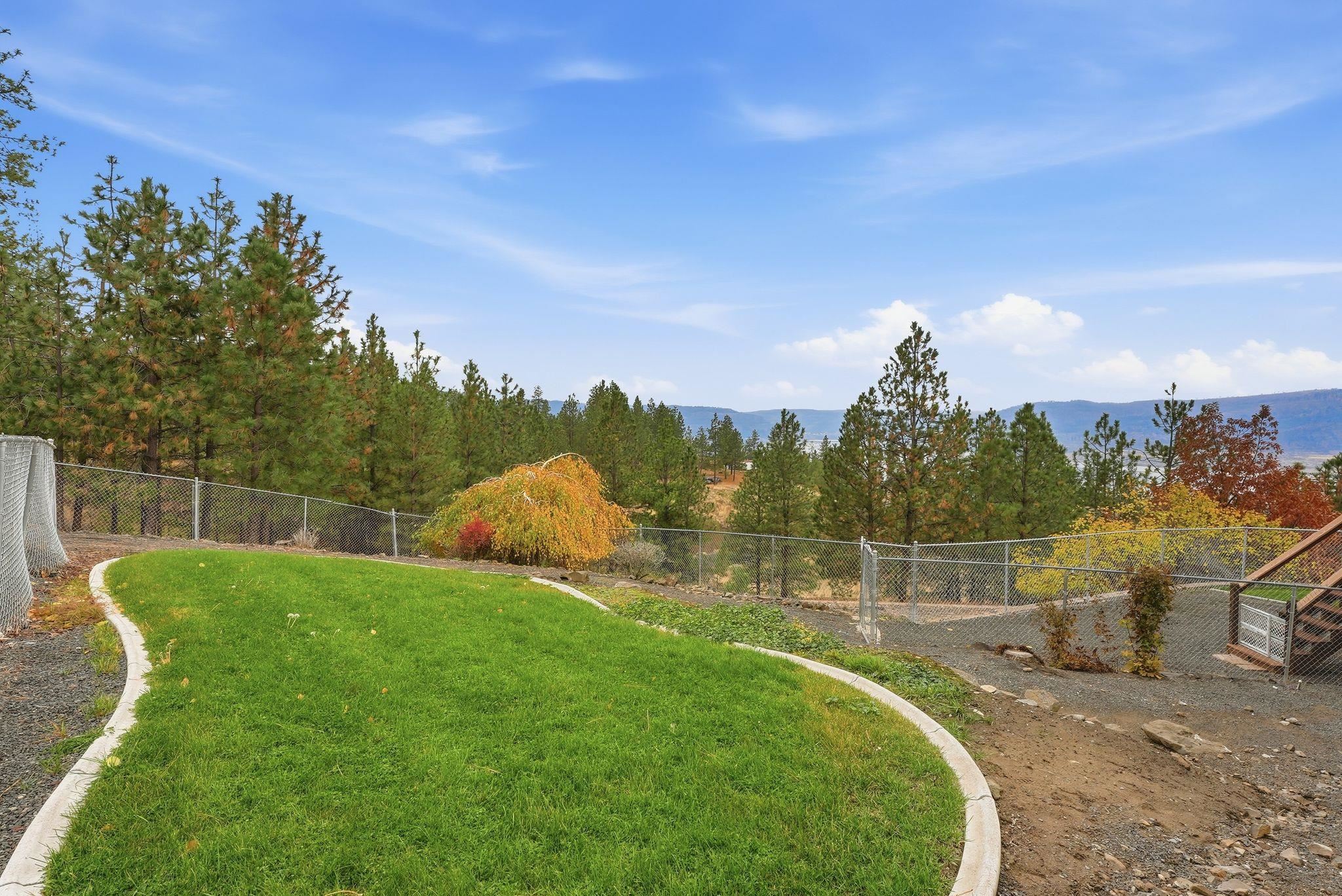 Seven Bays, Washington, 99122, United States, 5 Bedrooms Bedrooms, ,3 BathroomsBathrooms,Residential,For Sale,1992977