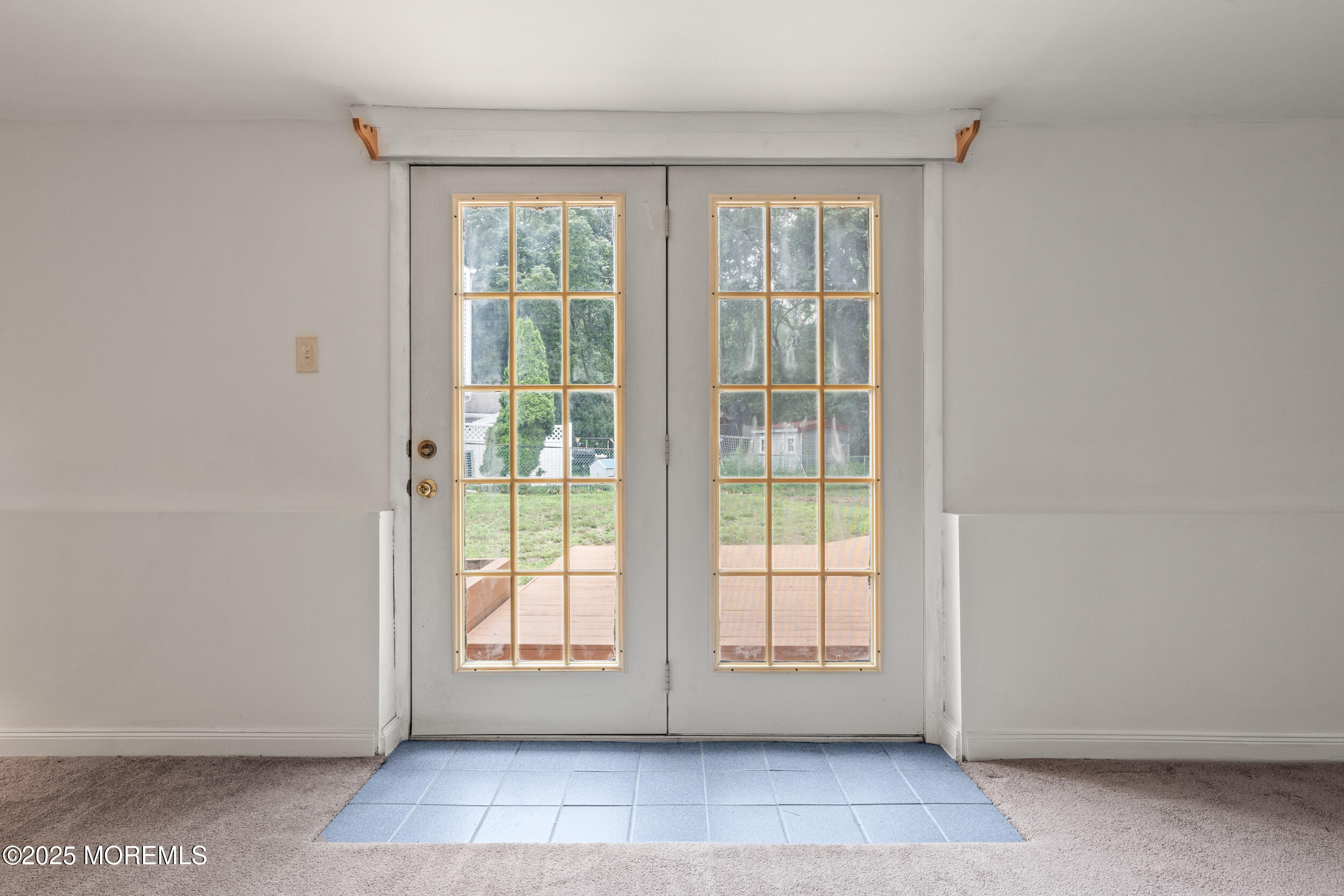 Oakhurst, New Jersey, 07755, United States, 3 Bedrooms Bedrooms, ,2 BathroomsBathrooms,Residential,For Sale,1923231