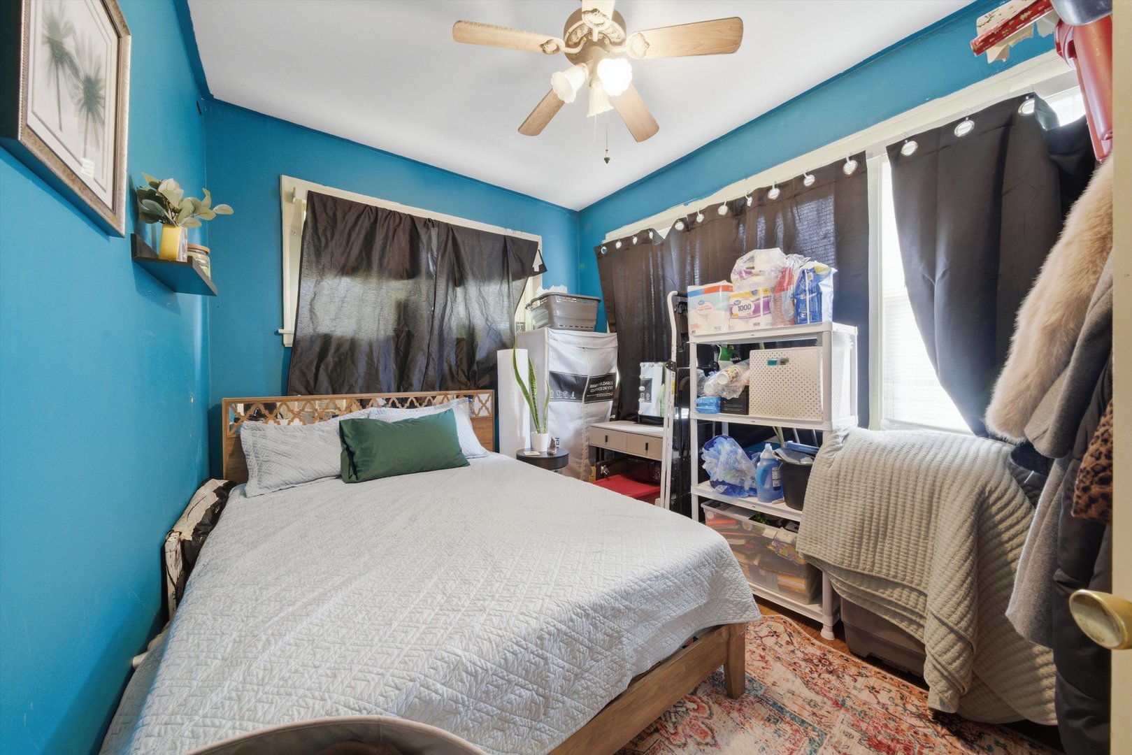 Chicago, Illinois, 60659, United States, 9 Bedrooms Bedrooms, ,Residential,For Sale,2040474
