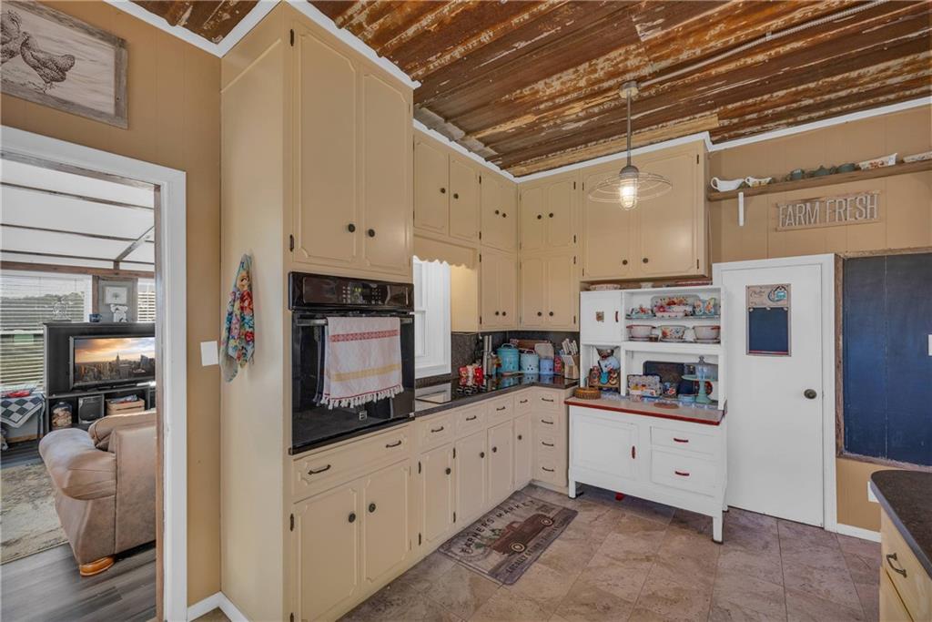 Jasper, Georgia, 30143, United States, 4 Bedrooms Bedrooms, ,2 BathroomsBathrooms,Residential,For Sale,1982973