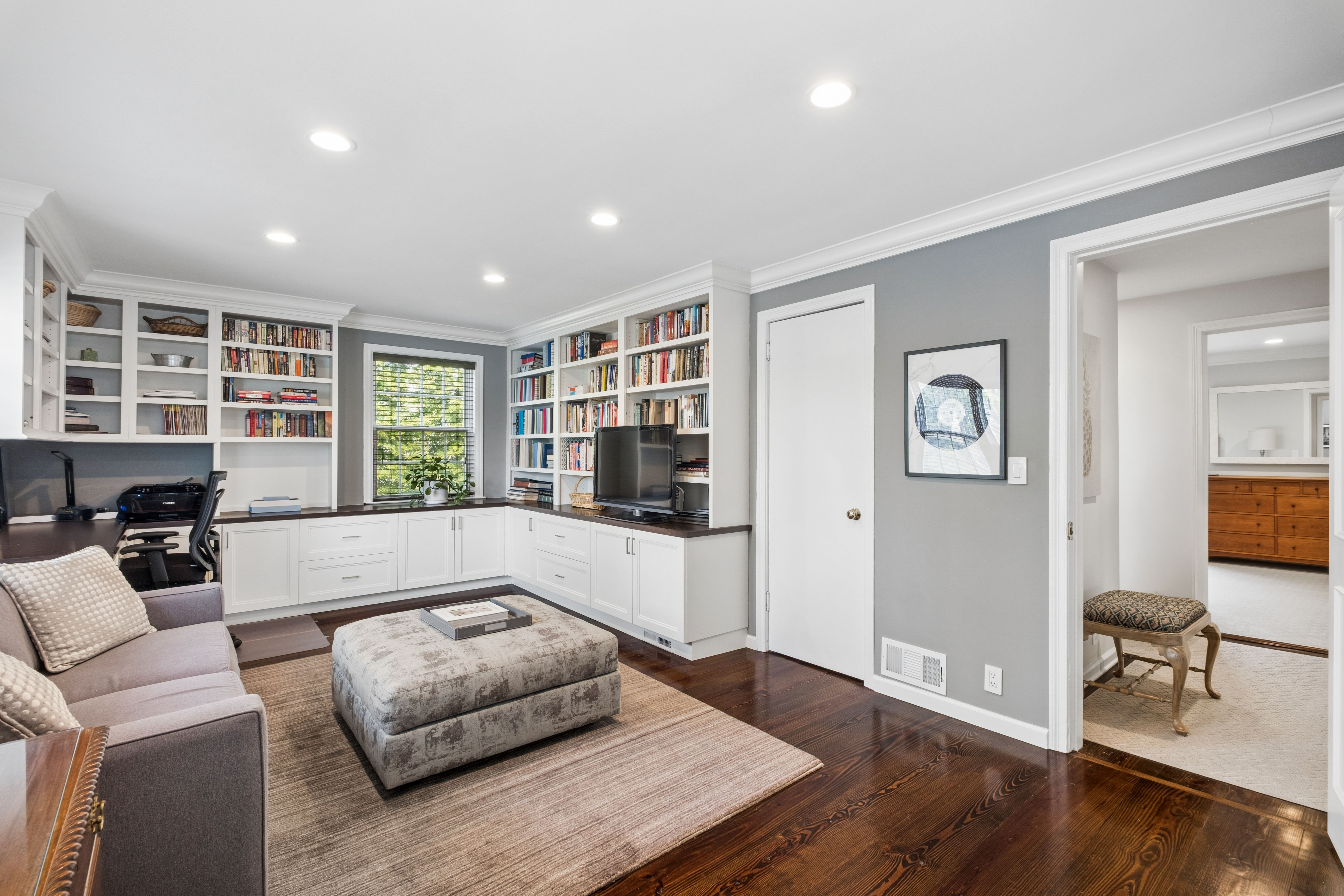  Beautifully Updated, Sun-Drenched Home - 物件實景