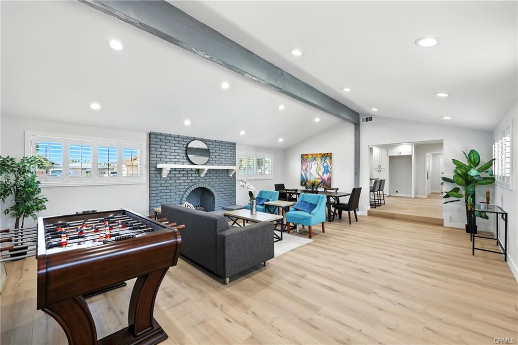 Paramount, California, 90723, United States, 4 Bedrooms Bedrooms, ,2 BathroomsBathrooms,Residential,For Sale,1935731