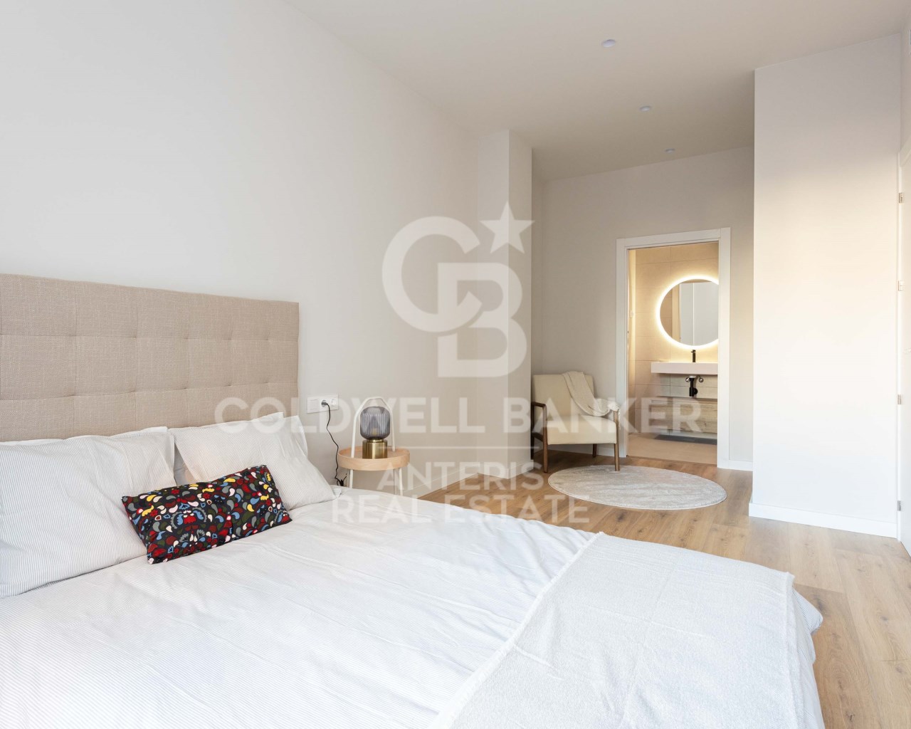 Barcelona, Catalonia, ES, 3 Bedrooms Bedrooms, ,2 BathroomsBathrooms,Residential,For Sale,1687170
