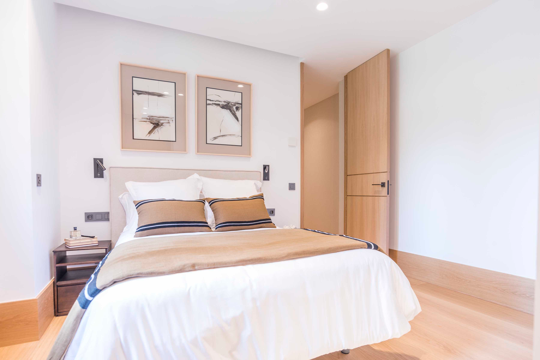  Apartment in Almagro with 241 m², 4 bedrooms, and garage. - 物件實景