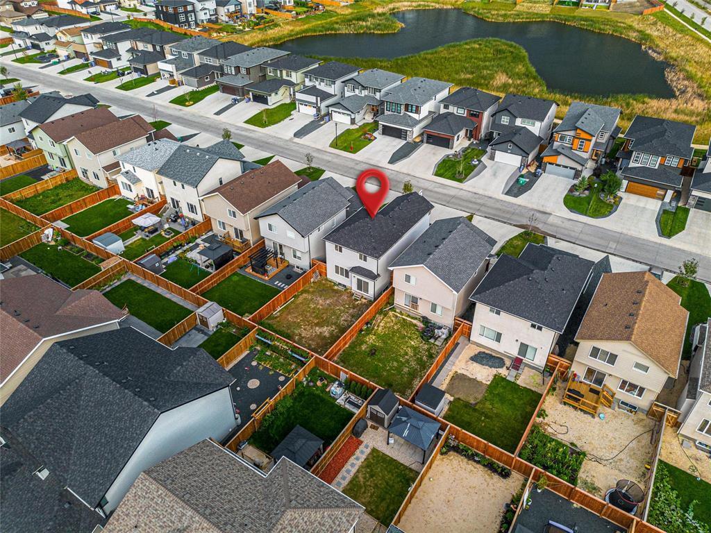 WINNIPEG, Manitoba, R2V 5C8, CA, 3 Bedrooms Bedrooms, ,2 BathroomsBathrooms,Residential,For Sale,1947801