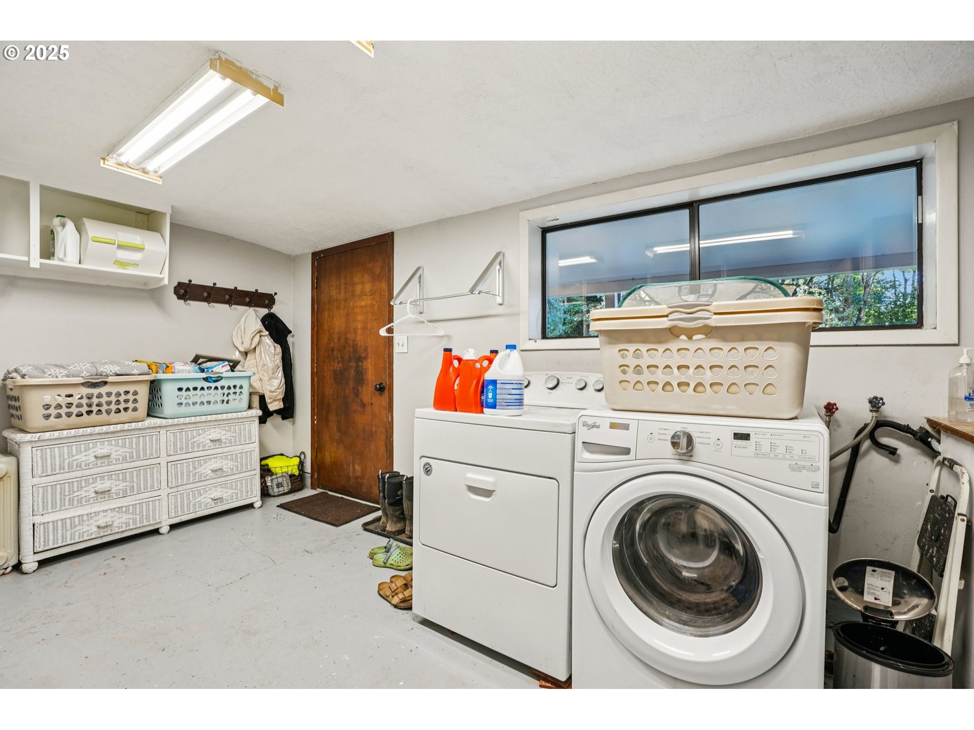 Ridgefield, Washington, 98642, United States, 3 Bedrooms Bedrooms, ,1 BathroomBathrooms,Residential,For Sale,1975959