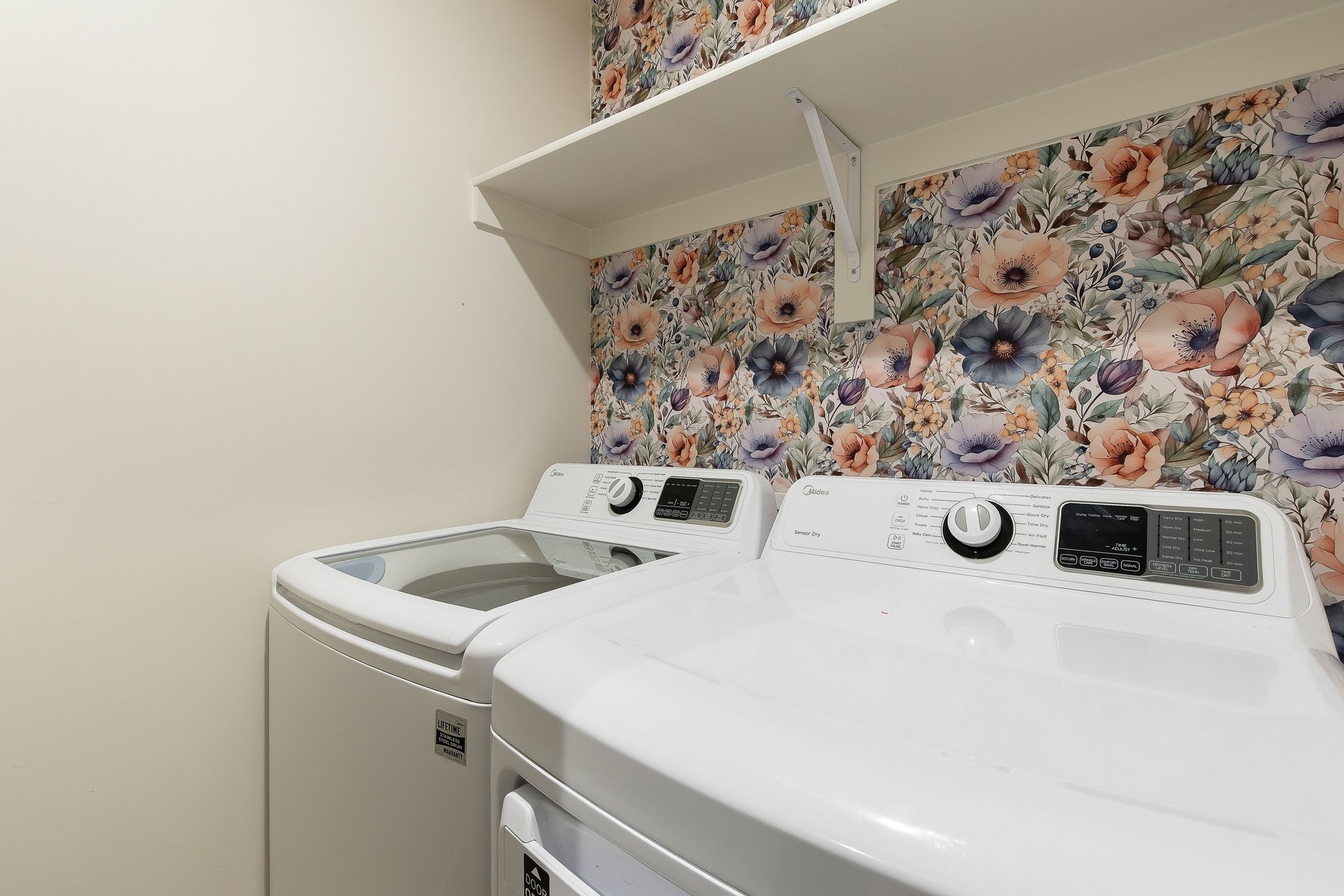  Bright & Quiet Townhome Ready to Be Your Next Home - 物件實景