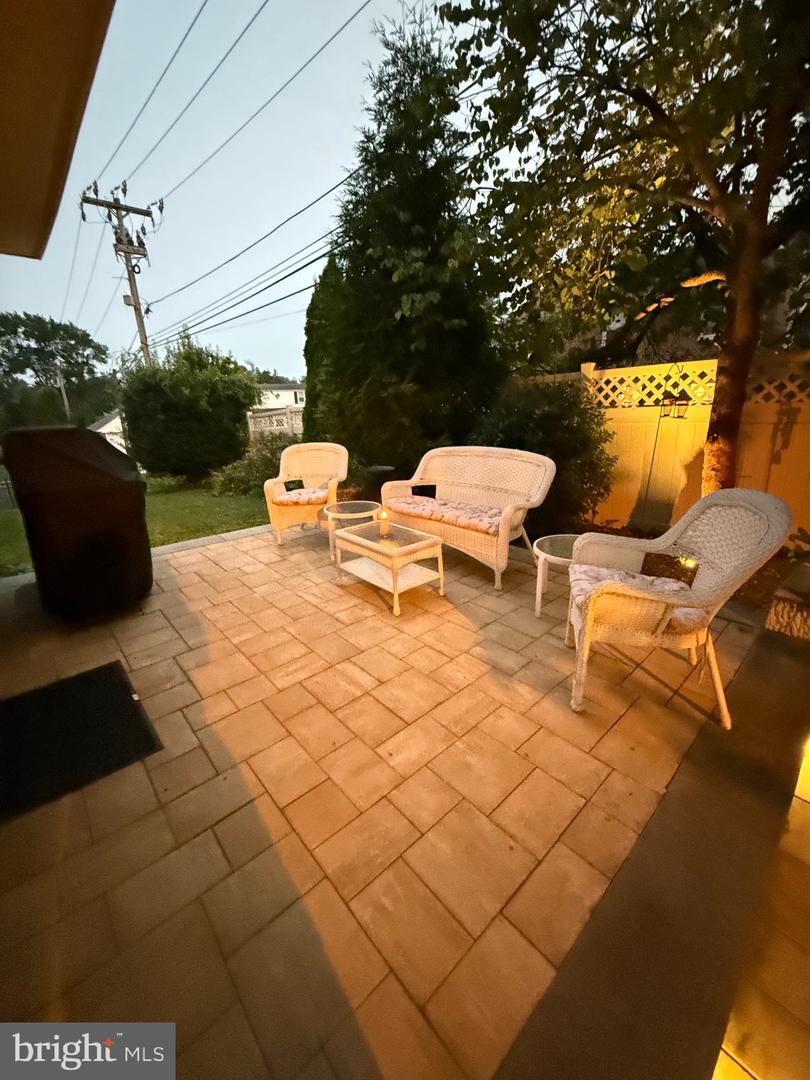 Drexel Hill, Pennsylvania, 19026, United States, 5 Bedrooms Bedrooms, ,6 BathroomsBathrooms,Residential,For Sale,1934182