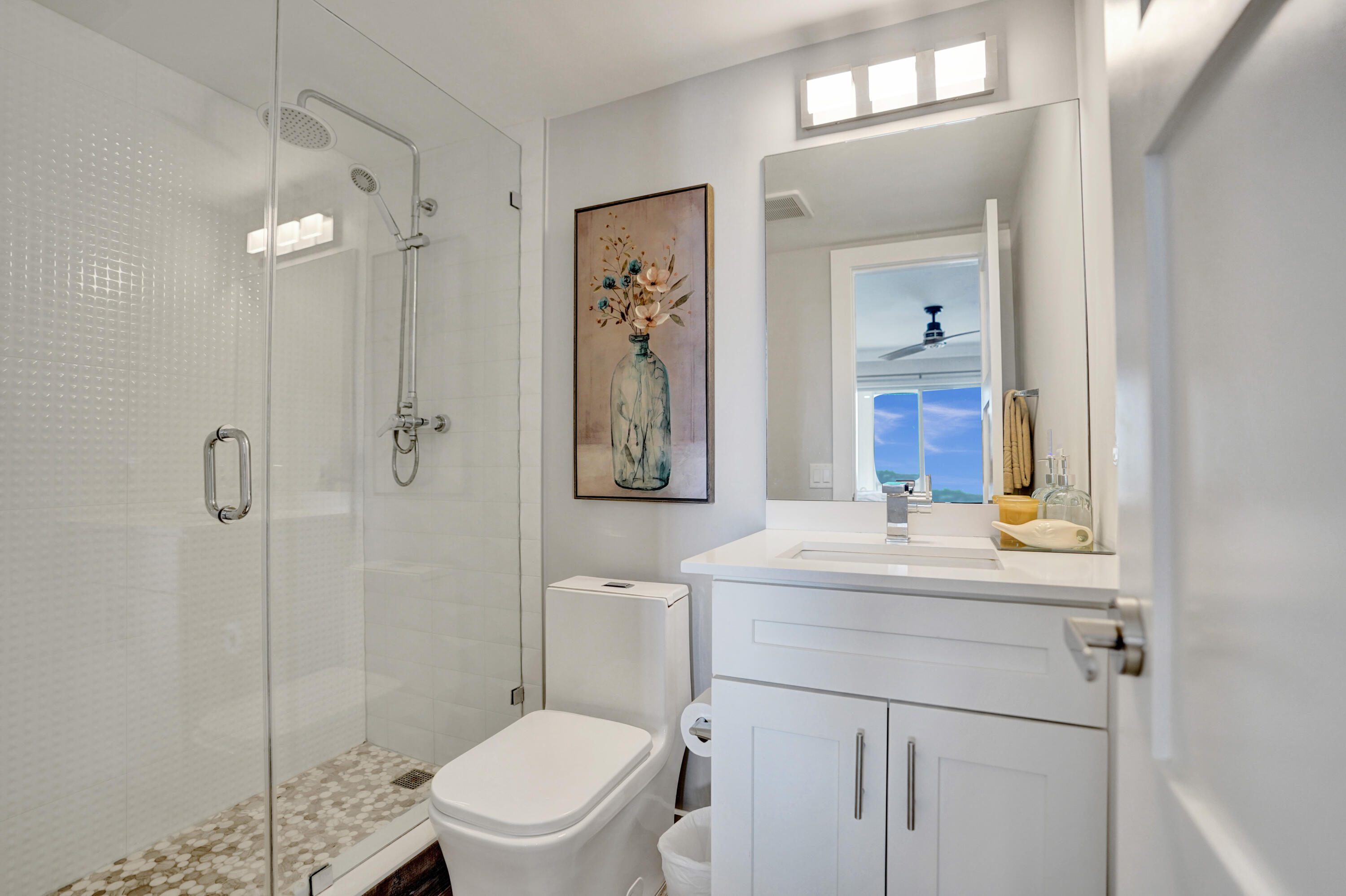 Highland Beach, Florida, 33487, United States, 2 Bedrooms Bedrooms, ,2 BathroomsBathrooms,Residential,For Sale,1828611