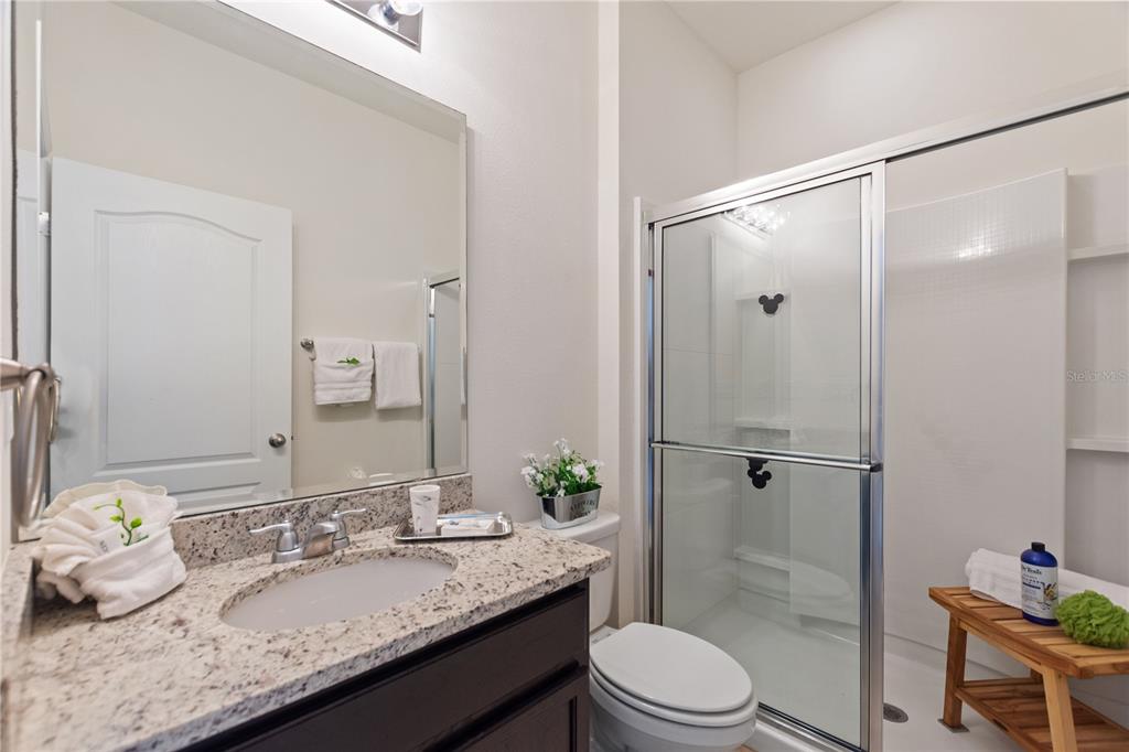 Davenport, Florida, 33837, United States, 7 Bedrooms Bedrooms, ,6 BathroomsBathrooms,Residential,For Sale,1883075