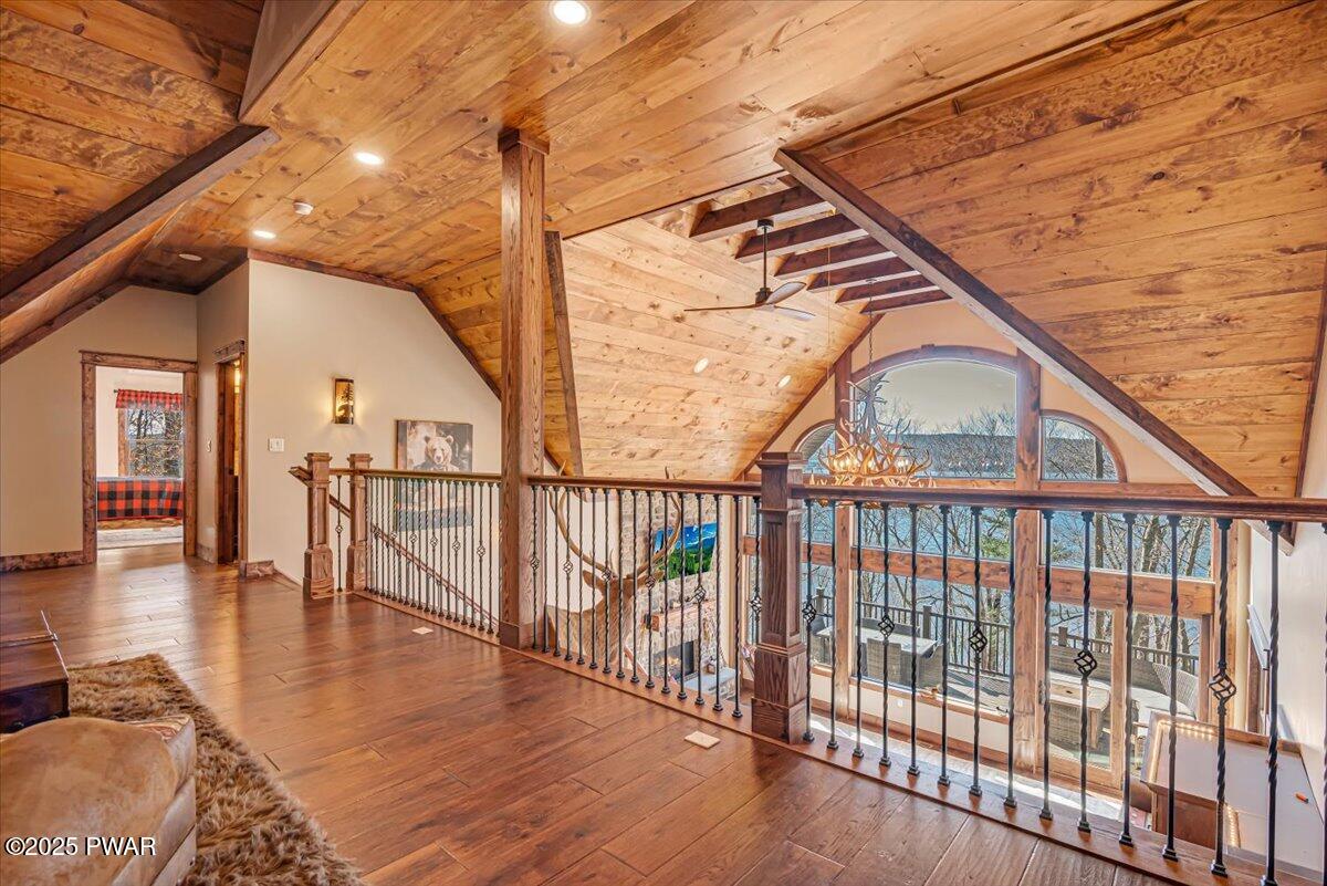 Lake Ariel, Pennsylvania, 18436, United States, 6 Bedrooms Bedrooms, ,4 BathroomsBathrooms,Residential,For Sale,2005698