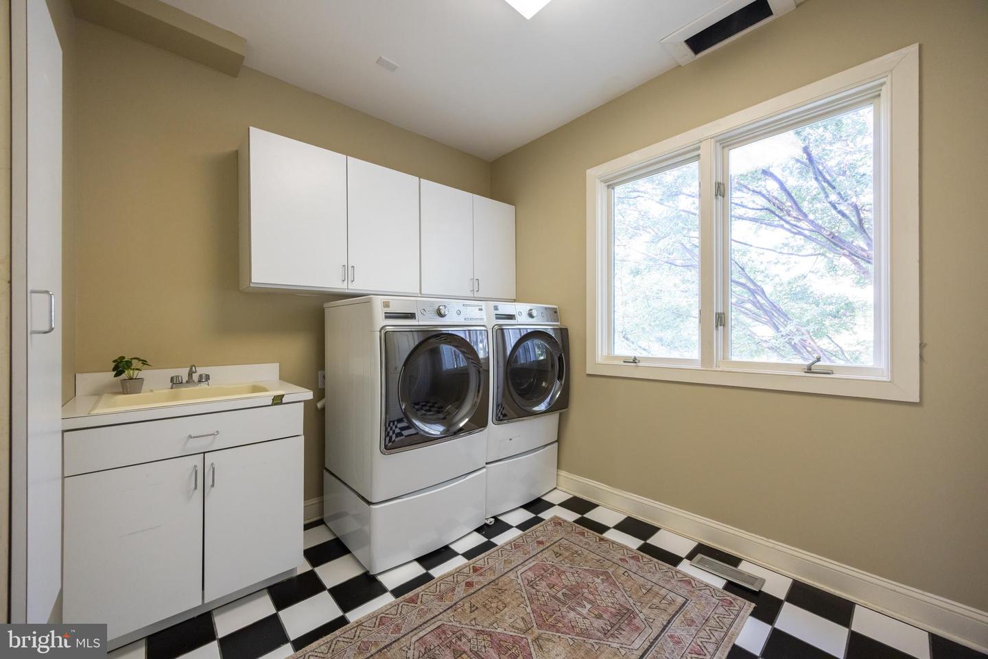 West Chester, Pennsylvania, 19382, United States, 4 Bedrooms Bedrooms, ,3 BathroomsBathrooms,Residential,For Sale,1901816