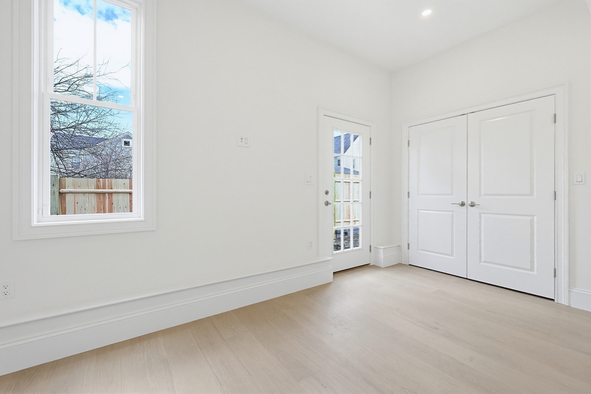 Brighton, Massachusetts, 02135, United States, 4 Bedrooms Bedrooms, ,4 BathroomsBathrooms,Residential,For Sale,2030744