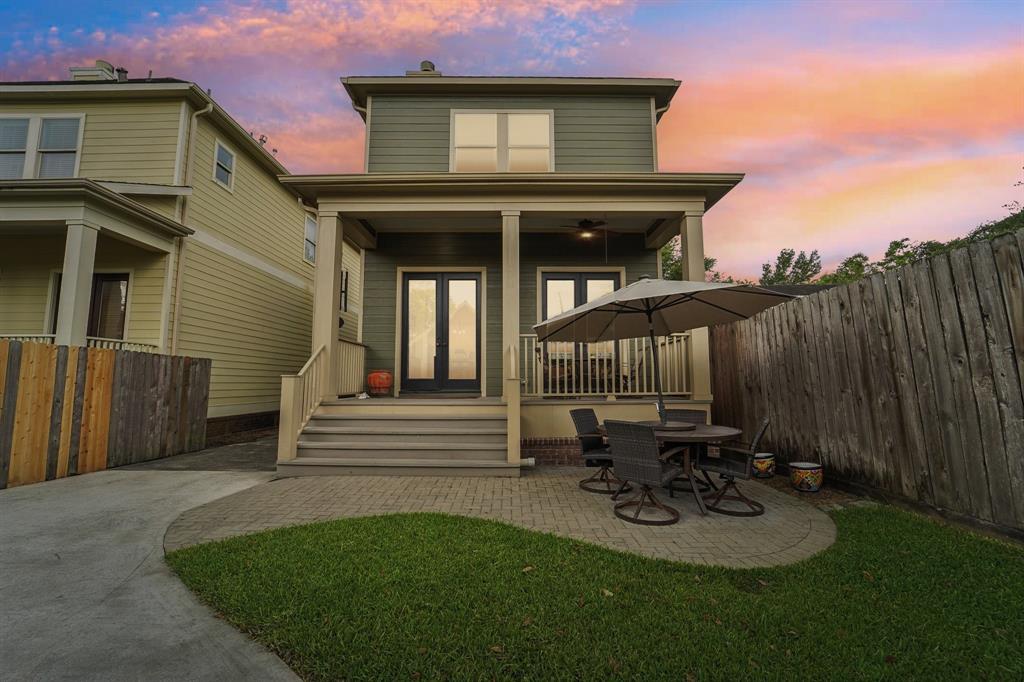 Houston, Texas, 77008, United States, 3 Bedrooms Bedrooms, ,3 BathroomsBathrooms,Residential,For Sale,1931769