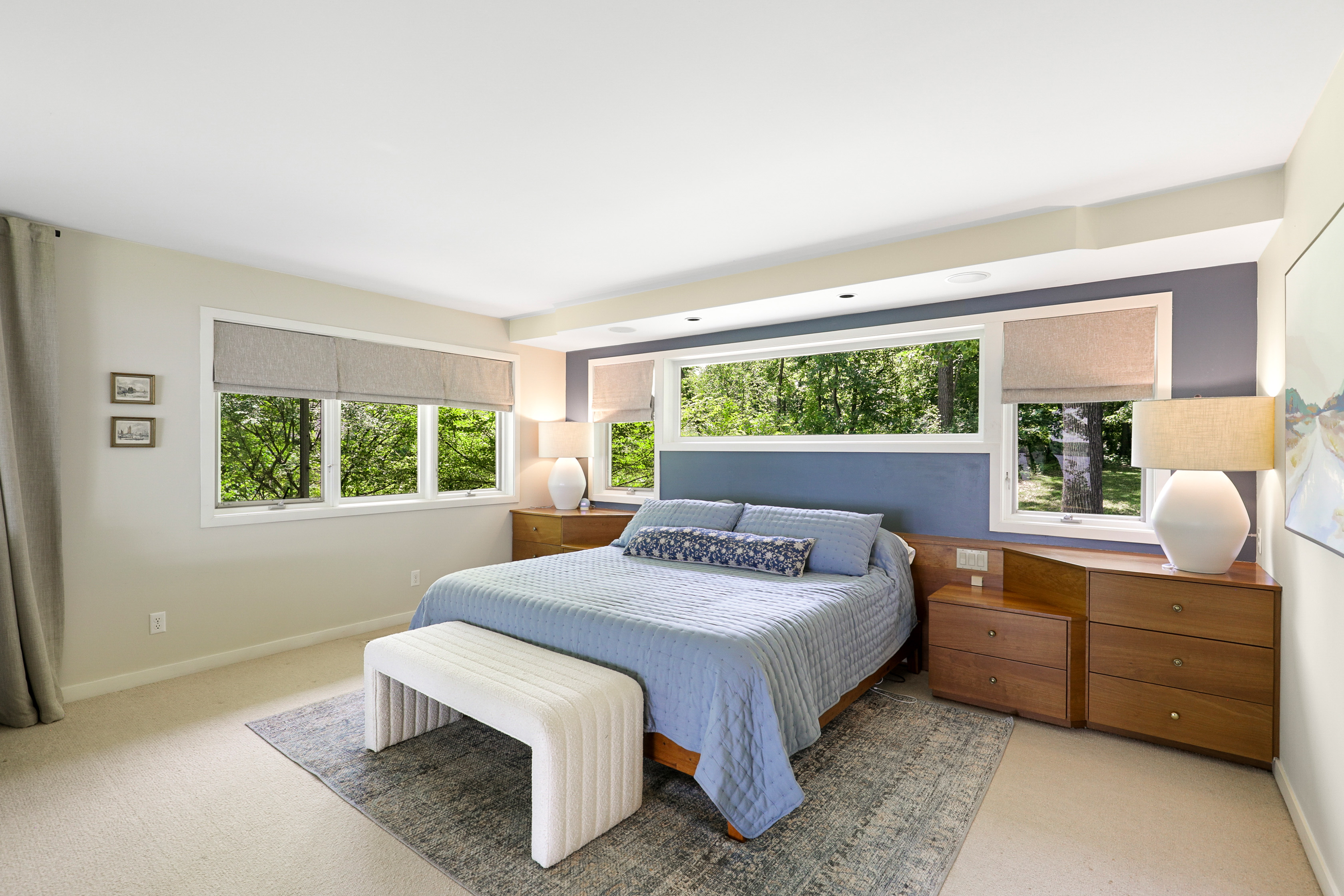  Lakeside Luxury with Timeless Charm and Modern Touches - 物件實景