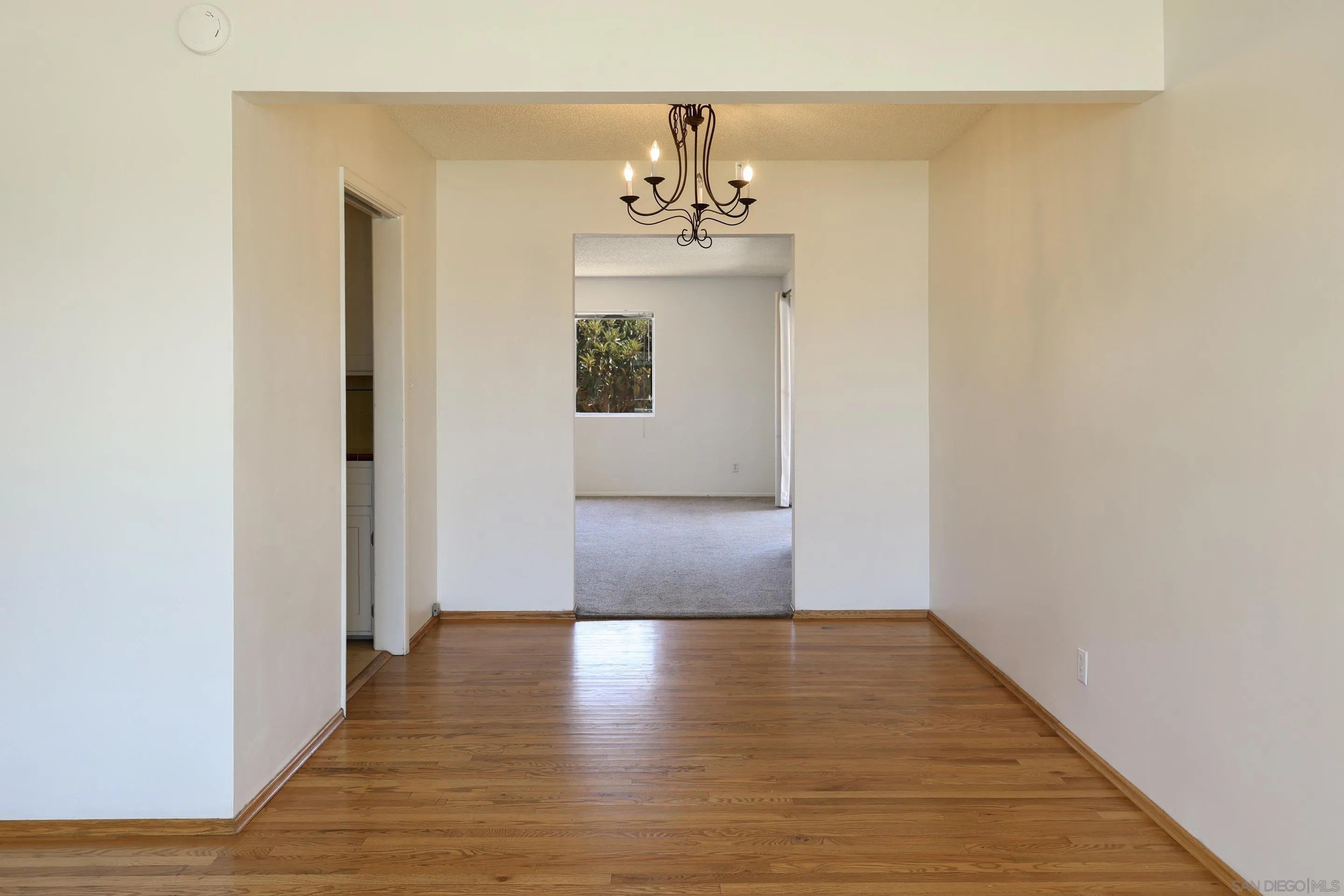 Chula Vista, California, 91910, United States, 3 Bedrooms Bedrooms, ,2 BathroomsBathrooms,Residential,For Sale,1916968