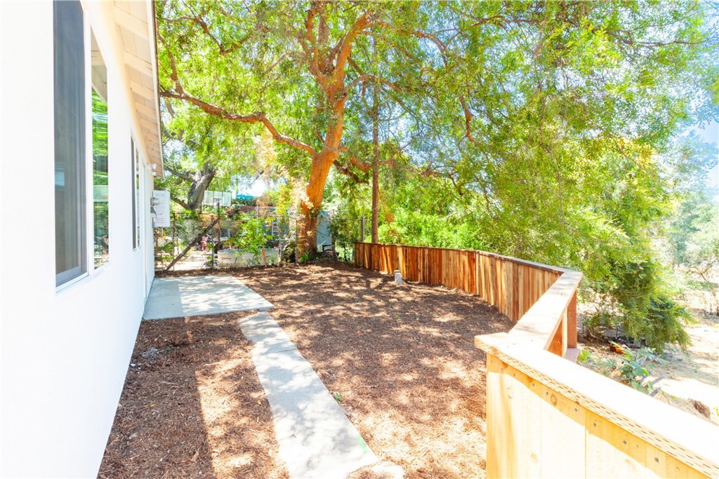 Altadena, California, 91001, United States, ,Residential,For Sale,1909348