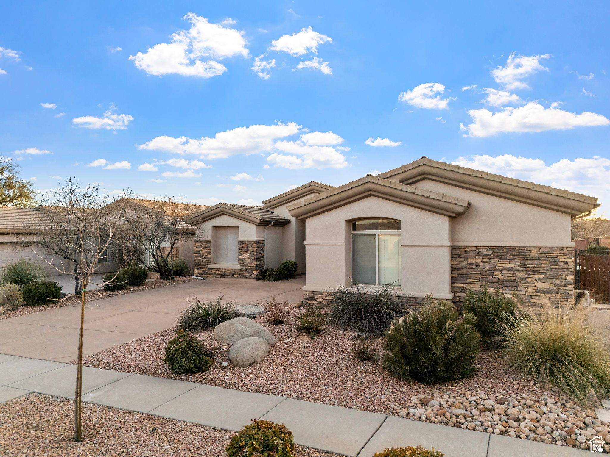 Washington, Utah, 84780, United States, 4 Bedrooms Bedrooms, ,3 BathroomsBathrooms,Residential,For Sale,1696576