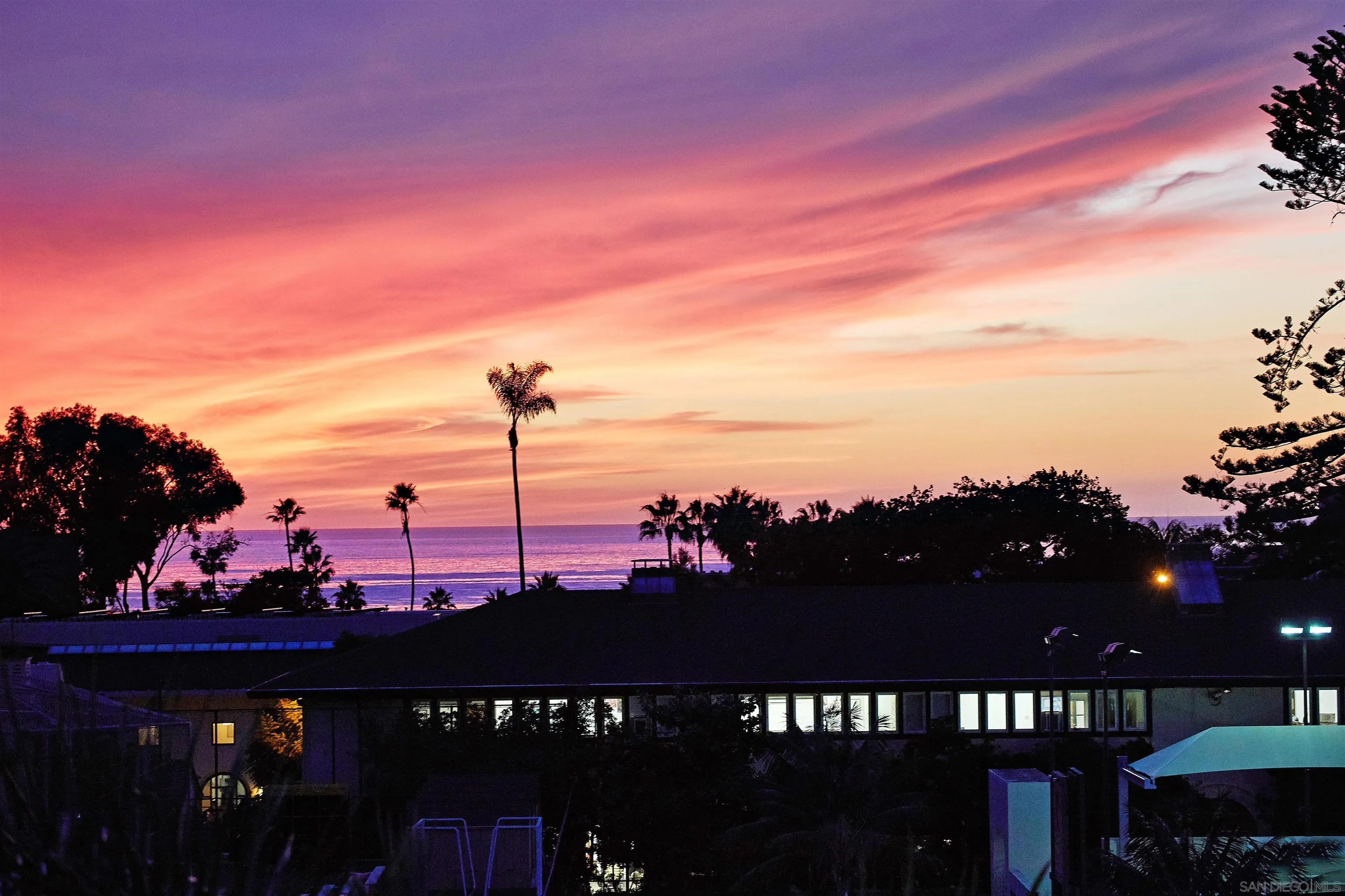 La Jolla, California, 92037, United States, 3 Bedrooms Bedrooms, ,3 BathroomsBathrooms,Residential,For Sale,1856233