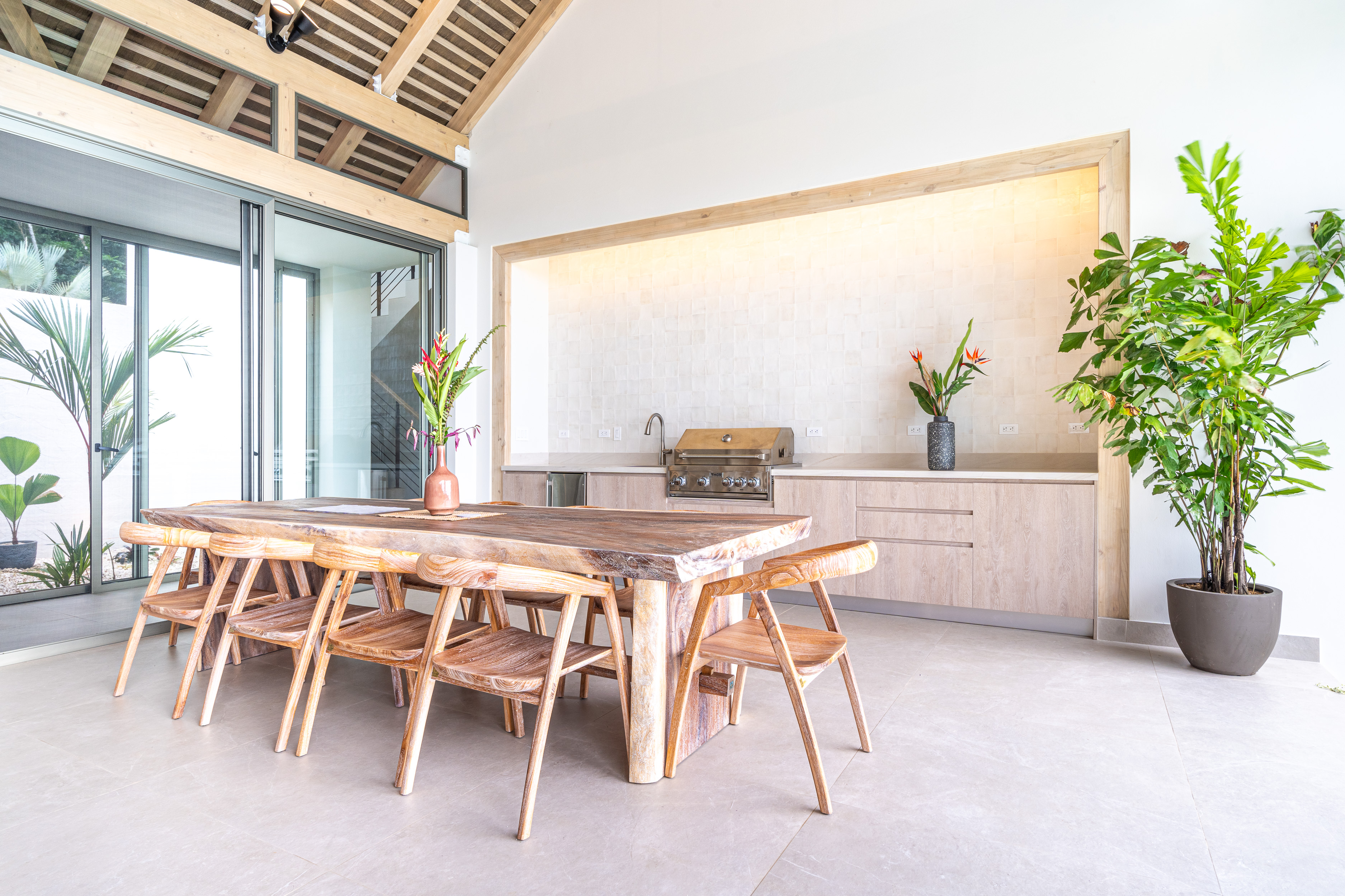 Dominical, Puntarenas, 60504, CR, 7 Bedrooms Bedrooms, ,7 BathroomsBathrooms,Residential,For Sale,1997378