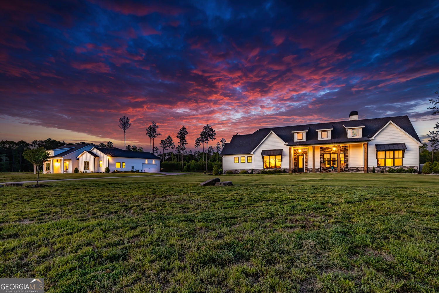 Senoia, Georgia, 30276, United States, 7 Bedrooms Bedrooms, ,6 BathroomsBathrooms,Residential,For Sale,1859097