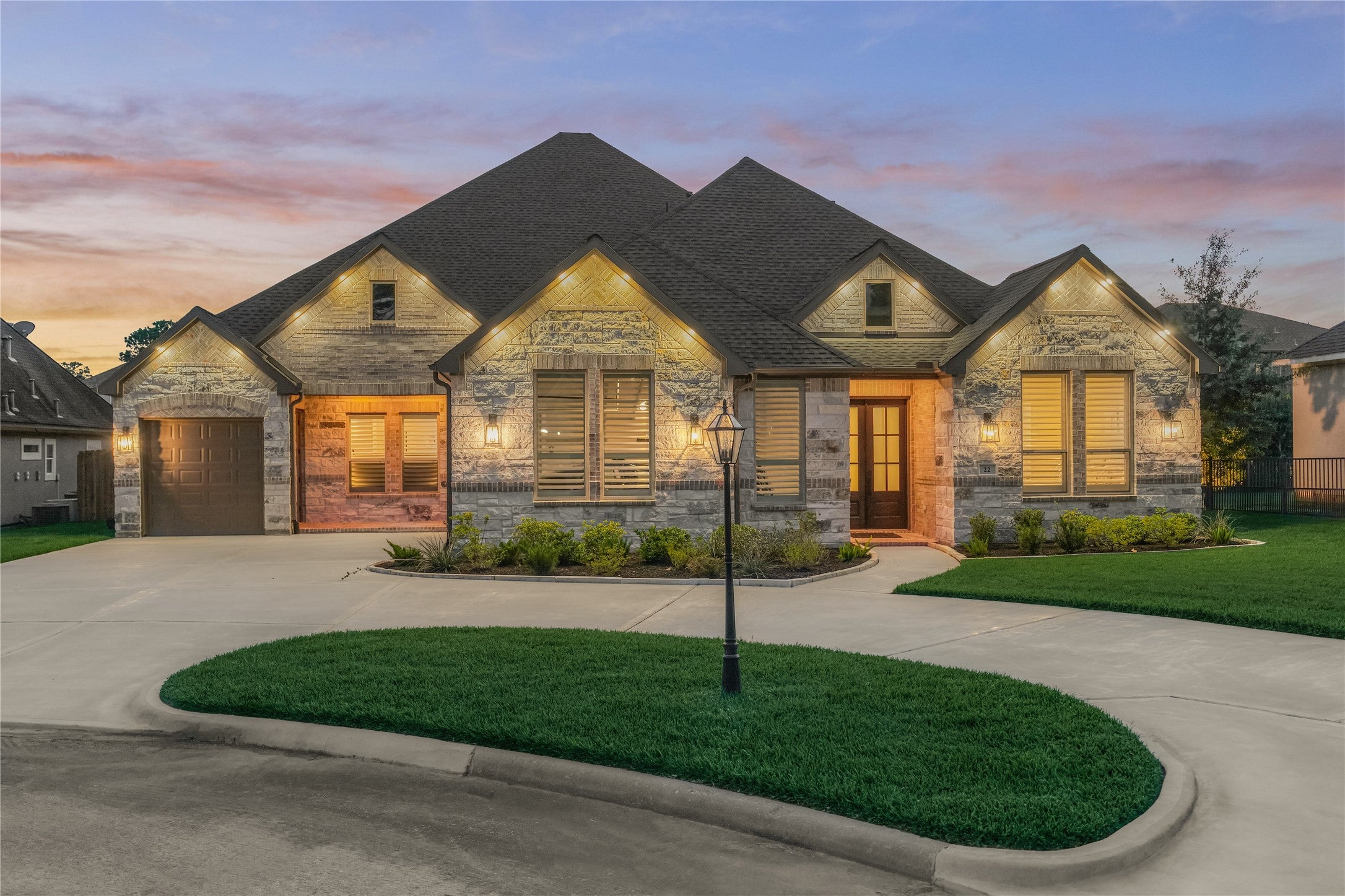 Darien Ct, Montgomery, TX 77356