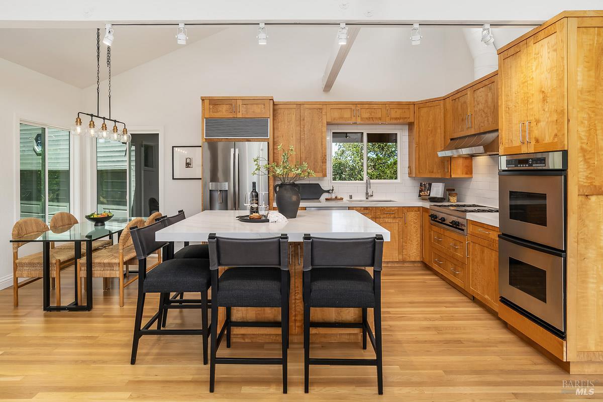 Fairfax, California, 94930, United States, 5 Bedrooms Bedrooms, ,3 BathroomsBathrooms,Residential,For Sale,1933248
