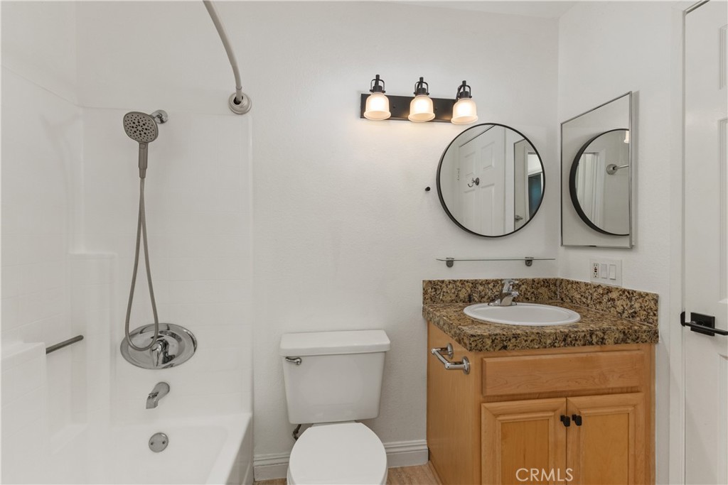 Huntington Beach, California, 92646, United States, 2 Bedrooms Bedrooms, ,2 BathroomsBathrooms,Residential,For Sale,1939014