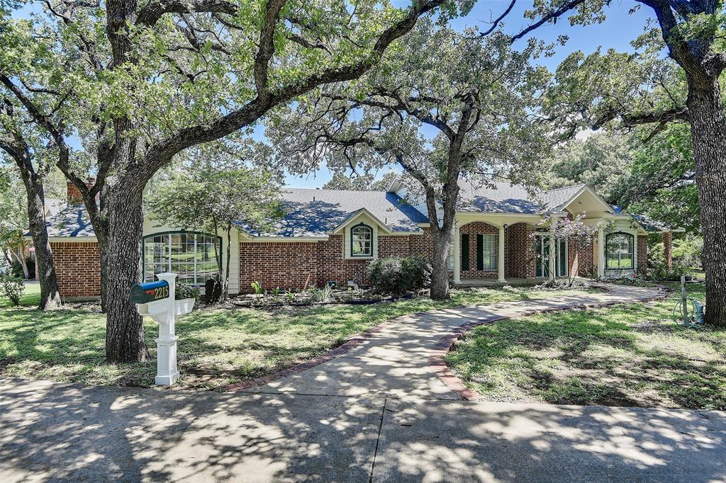 Arlington, Texas, 76015, United States, 4 Bedrooms Bedrooms, ,3 BathroomsBathrooms,Residential,For Sale,1984370