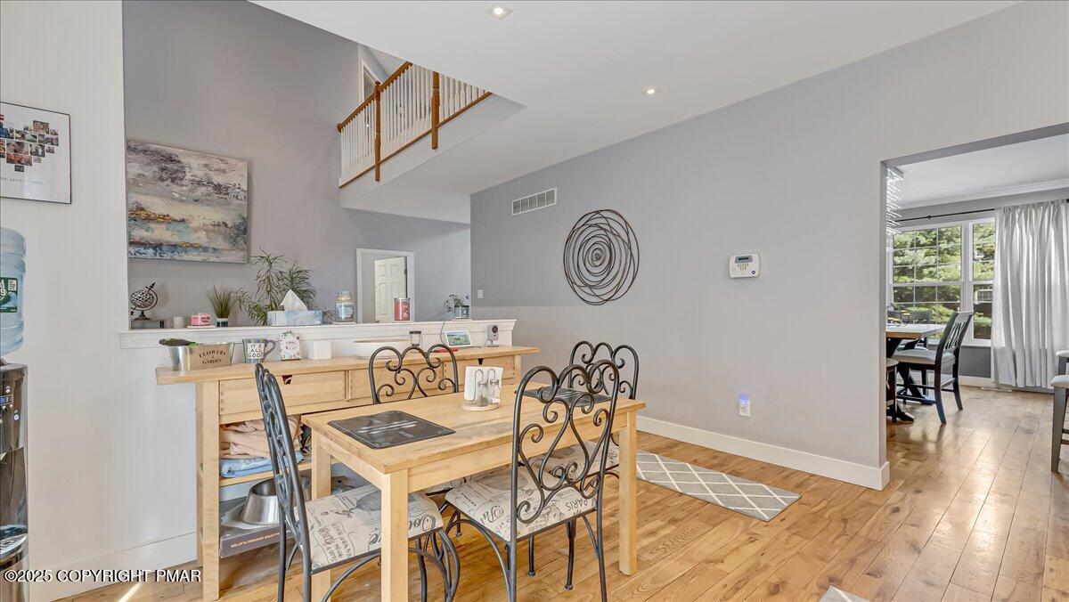 East Stroudsburg, Pennsylvania, 18302, United States, 5 Bedrooms Bedrooms, ,4 BathroomsBathrooms,Residential,For Sale,1980579