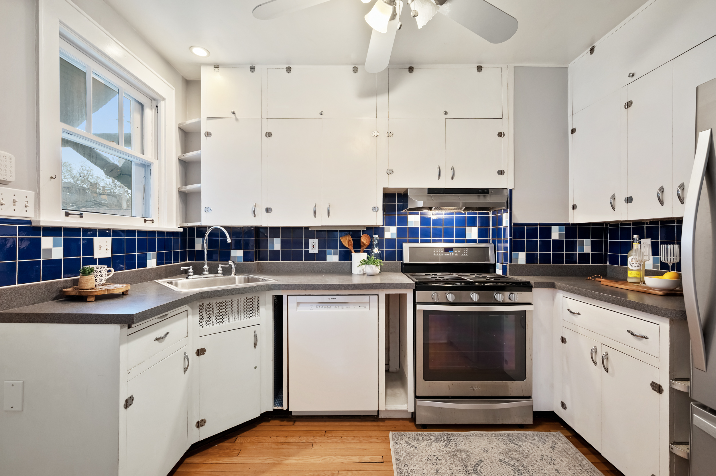  586 Celeron Street, Pittsburgh, PA 15221 - 物件實景