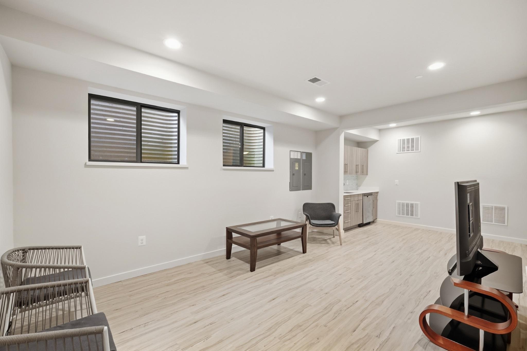  9927 Dickens Avenue, Bethesda, MD, 20814 - 物件實景