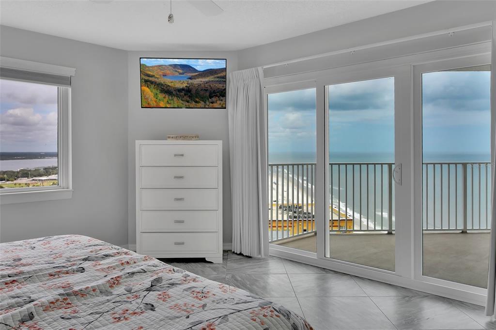 Daytona Beach Shores, Florida, 32118, United States, 2 Bedrooms Bedrooms, ,2 BathroomsBathrooms,Residential,For Sale,1906668