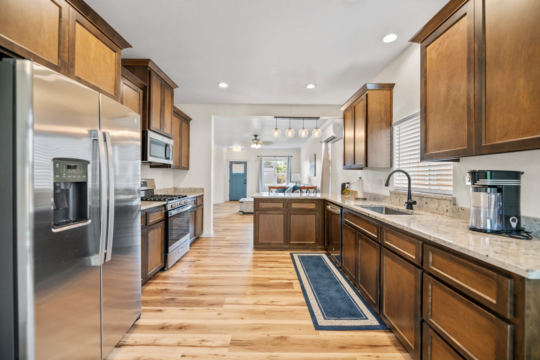  723 Dahl Place Medford, OR 97501 - 物件實景