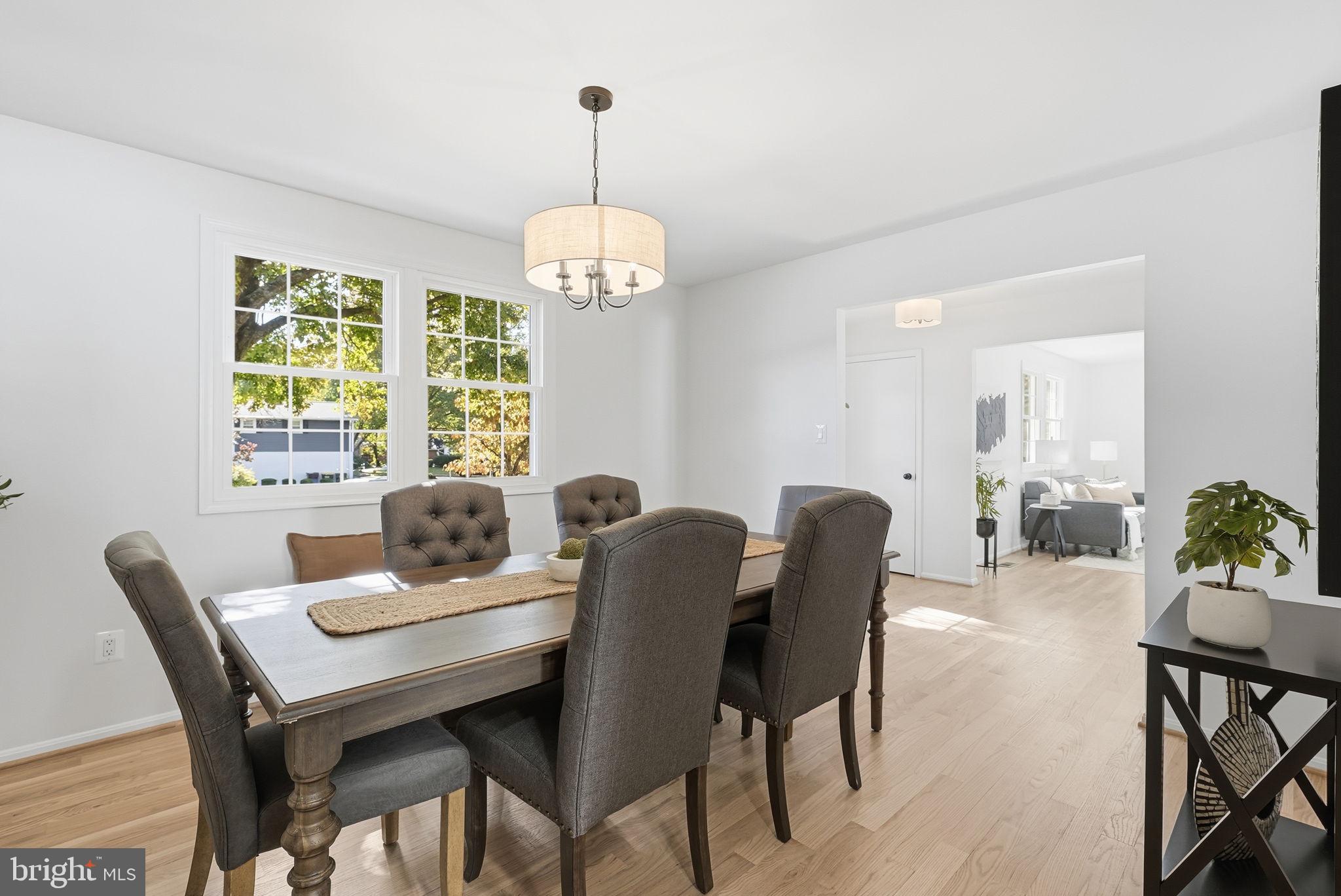 Fairfax, Virginia, 22032, United States, 4 Bedrooms Bedrooms, ,3 BathroomsBathrooms,Residential,For Sale,1984417