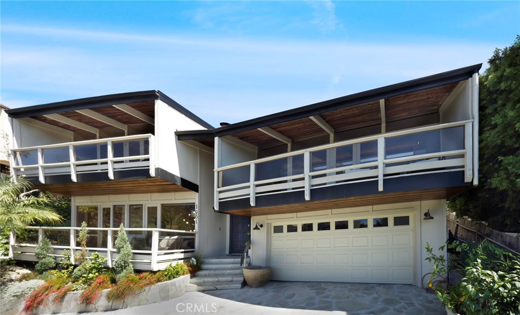 Laguna Beach, California, 92651, United States, 3 Bedrooms Bedrooms, ,3 BathroomsBathrooms,Residential,For Sale,1927395