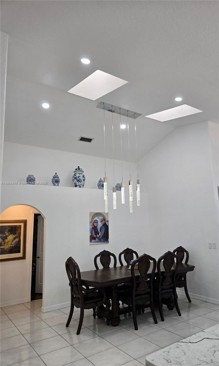 Pembroke Pines, Florida, 33027, United States, 3 Bedrooms Bedrooms, ,2 BathroomsBathrooms,Residential,For Sale,1924651