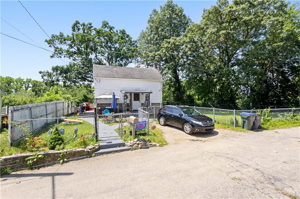 Providence, Rhode Island, 02909, United States, 3 Bedrooms Bedrooms, ,1 BathroomBathrooms,Residential,For Sale,1975047