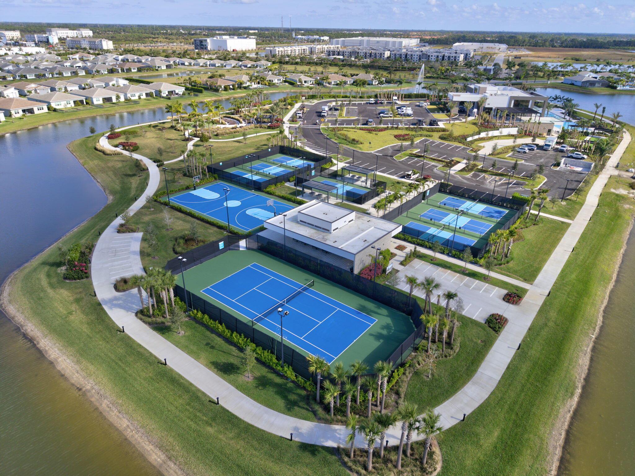 Port St Lucie, Florida, 34987, United States, 2 Bedrooms Bedrooms, ,3 BathroomsBathrooms,Residential,For Sale,1921957