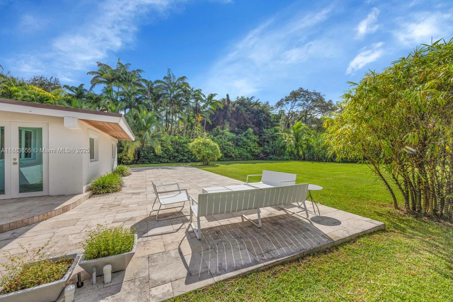 Miami, Florida, 33173, United States, 4 Bedrooms Bedrooms, ,2 BathroomsBathrooms,Residential,For Sale,1986231