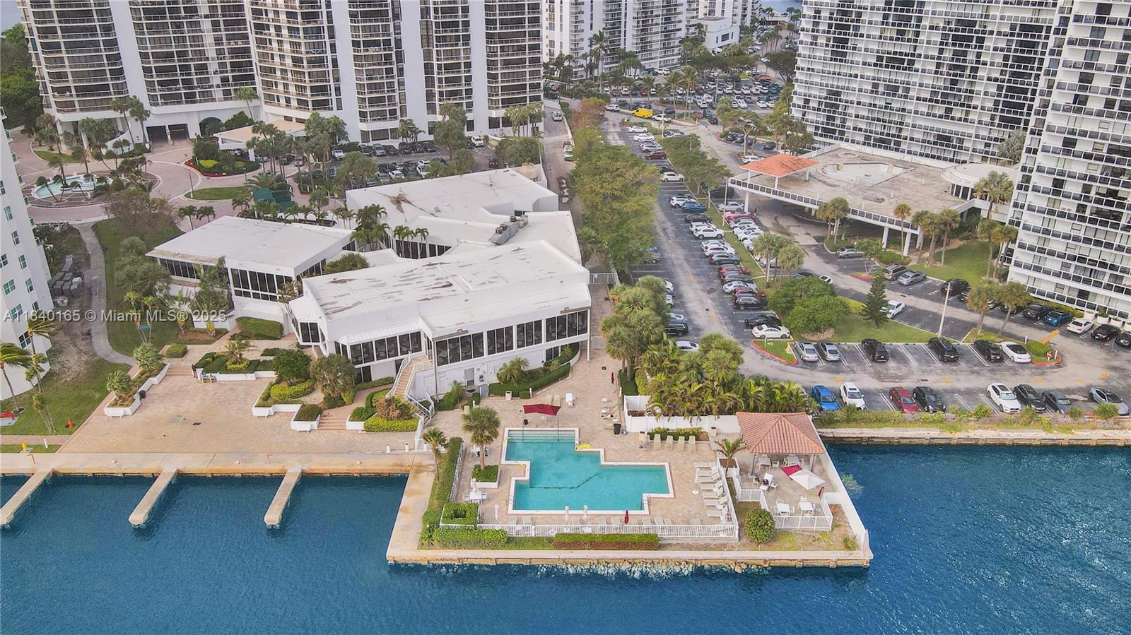 Aventura, Florida, 33180, United States, 2 Bedrooms Bedrooms, ,2 BathroomsBathrooms,Residential,For Sale,1897536