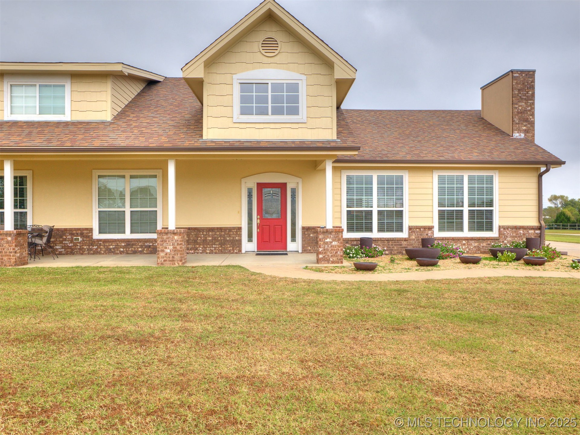 Mounds, Oklahoma, 74047, United States, 4 Bedrooms Bedrooms, ,4 BathroomsBathrooms,Residential,For Sale,1985246