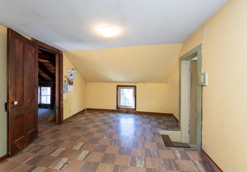 Billerica, Massachusetts, 01821, United States, 3 Bedrooms Bedrooms, ,2 BathroomsBathrooms,Residential,For Sale,1991745