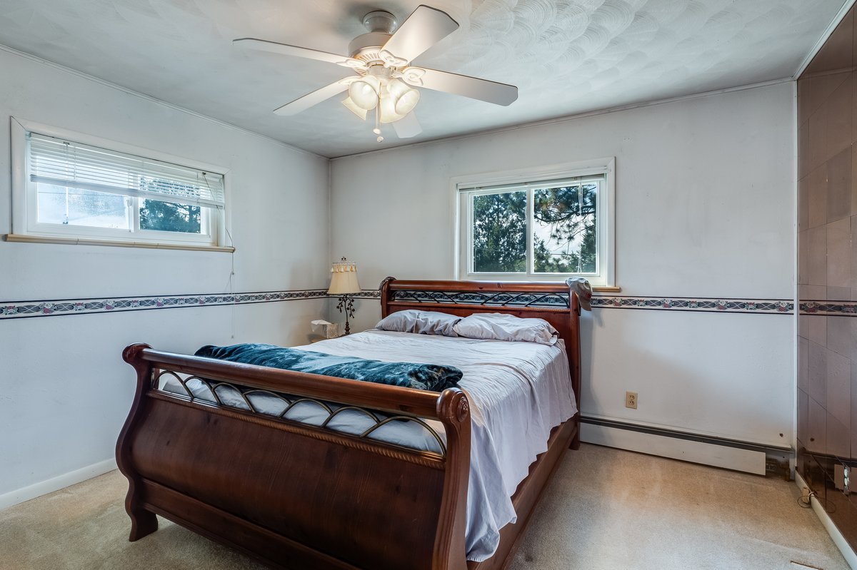 Cheyenne, Wyoming, 82009, United States, 3 Bedrooms Bedrooms, ,2 BathroomsBathrooms,Residential,For Sale,1976817