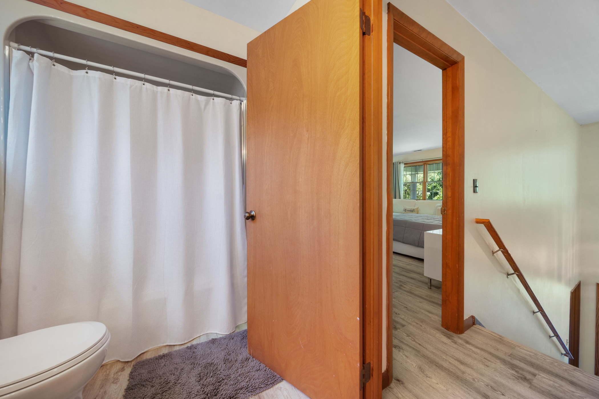 Gatlinburg, Tennessee, 37738, United States, 4 Bedrooms Bedrooms, ,3 BathroomsBathrooms,Residential,For Sale,1974957