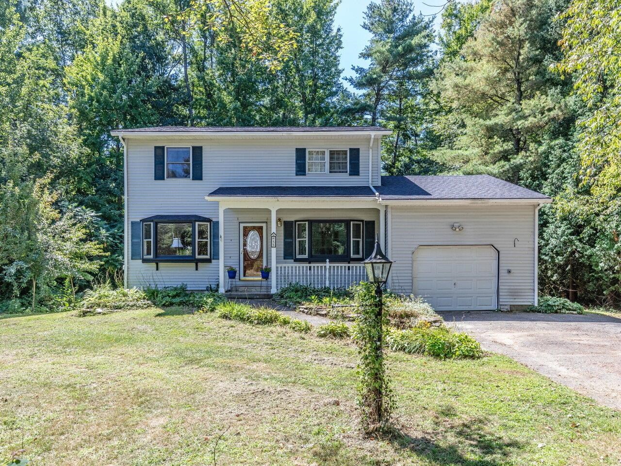 Essex, Vermont, 05452, United States, 4 Bedrooms Bedrooms, ,2 BathroomsBathrooms,Residential,For Sale,1927530