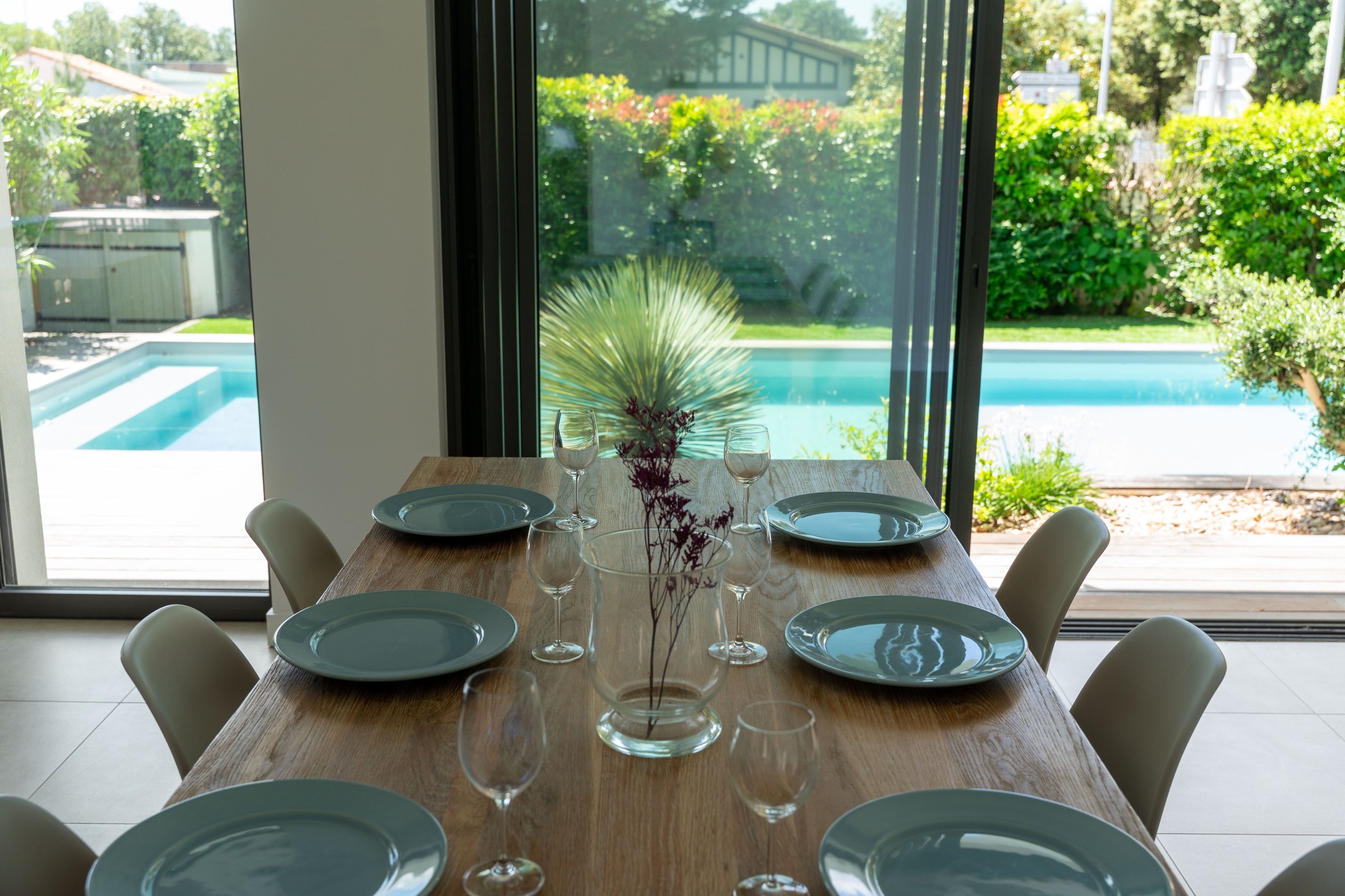  Vaux-sur-Mer – Beautifully Renovated Contemporary Villa with Sea View Glimpse - 物件實景