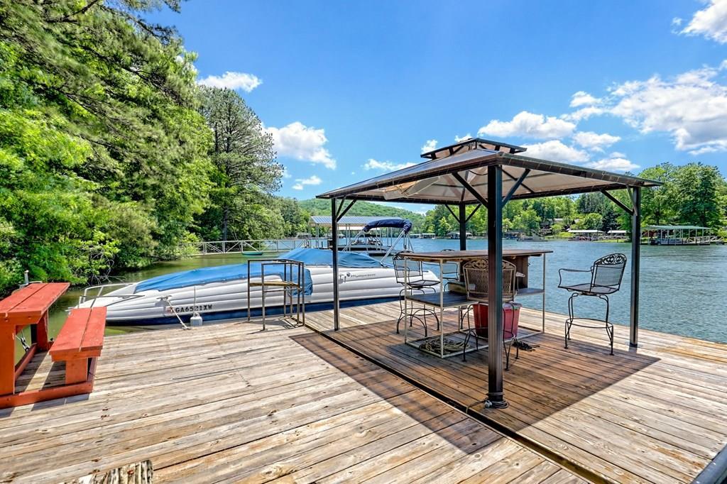 Blairsville, Georgia, 30512, United States, 4 Bedrooms Bedrooms, ,3 BathroomsBathrooms,Residential,For Sale,1827320